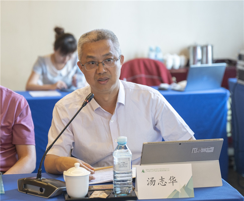 14廣西師范大學(xué)黨委常委、宣傳部部長(cháng)，馬克思主義學(xué)院院長(cháng)湯志華作專(zhuān)題發(fā)言（李顯楊 攝）.jpg