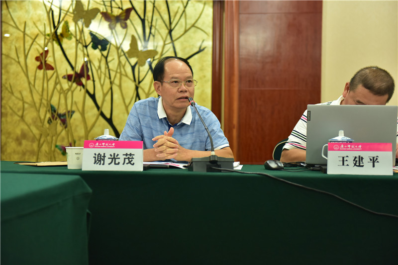 廣西文物保護與考古研究所信息資料研究室主任、研究員謝光茂發(fā)言（郭倩 攝）.JPG
